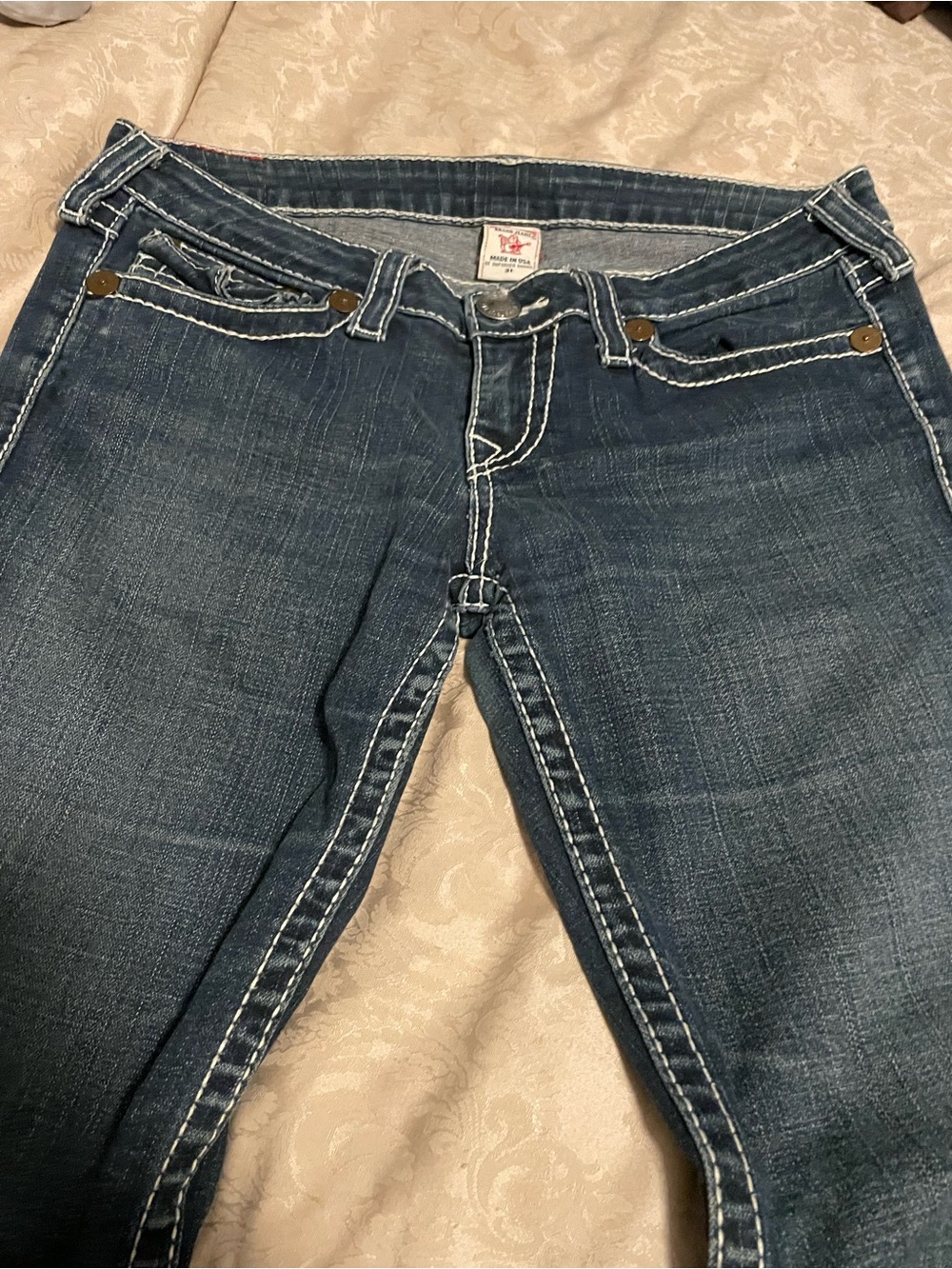 True Religion size 31 Women’s Dark Blue Contrast-Stitch Jeans